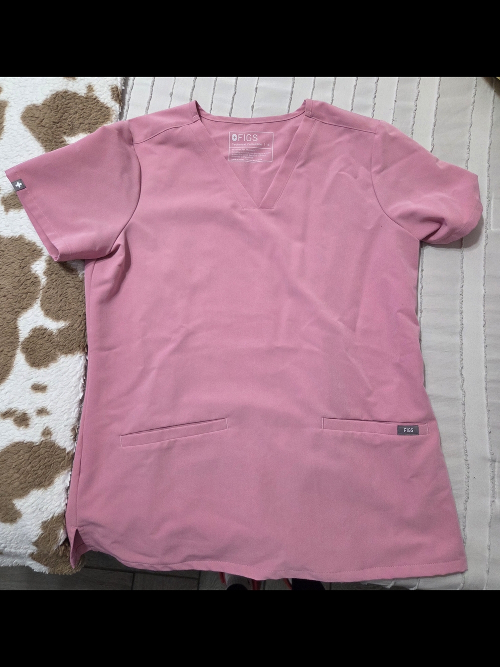 Figs  Chalk Pink Casma Top